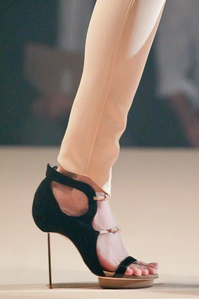 Look 12